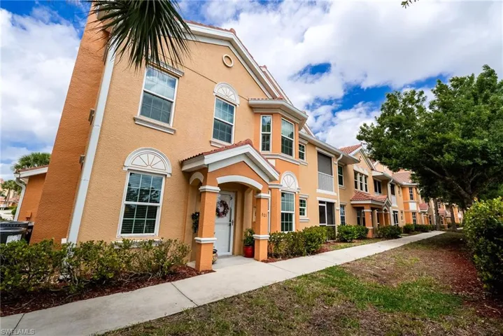 1848 Concordia Lake Cir 901, Cape Coral, Florida 33909