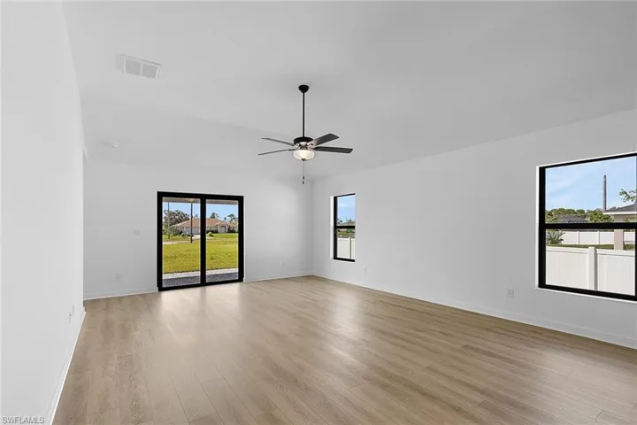 1310  Bush W ST, Immokalee, FL 34142