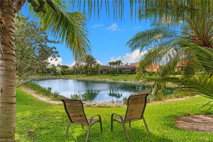 5005 Old Pond Dr, Naples, Florida 34104