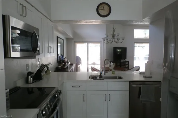 16252 Kelly Woods Dr, Fort Myers, Florida 33908