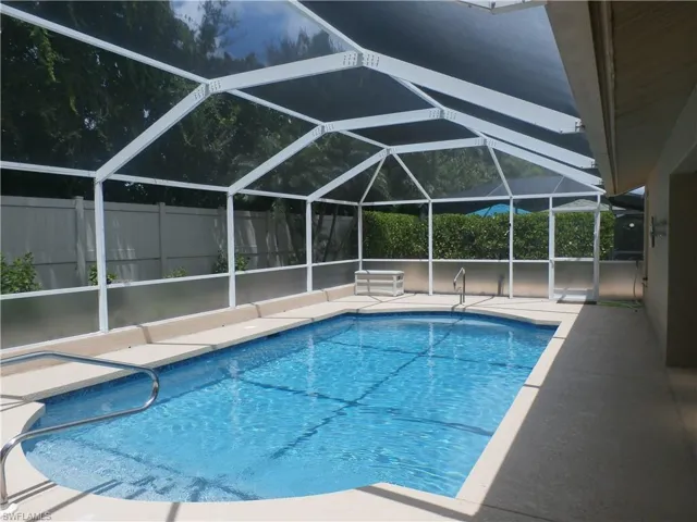 16252 Kelly Woods Dr, Fort Myers, Florida 33908