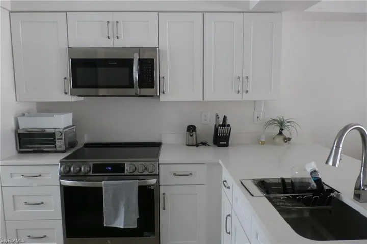 16252 Kelly Woods Dr, Fort Myers, Florida 33908