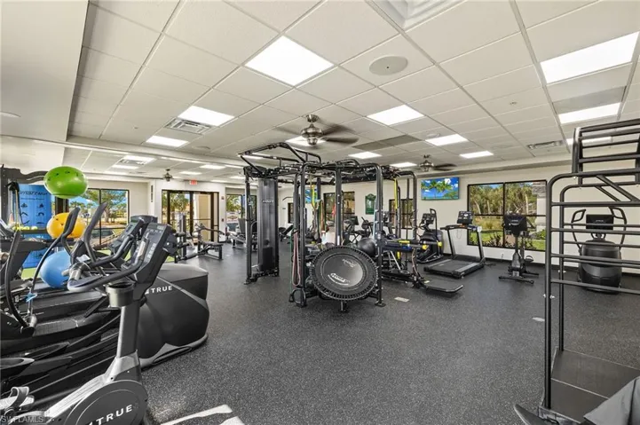 16252 Kelly Woods Dr, Fort Myers, Florida 33908