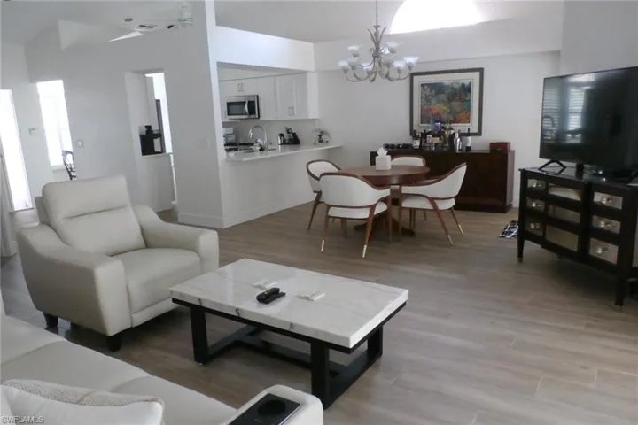 16252 Kelly Woods Dr, Fort Myers, Florida 33908