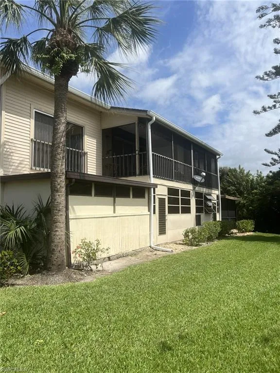 5707 Foxlake DR, North Fort Myers, FL 33917,225045417