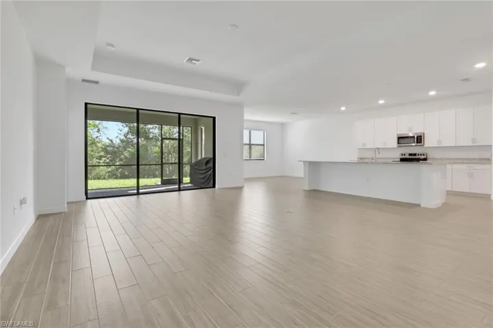 1801 Hagen Ct, Naples, Florida 34120