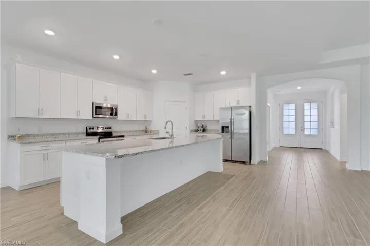 1801 Hagen Ct, Naples, Florida 34120