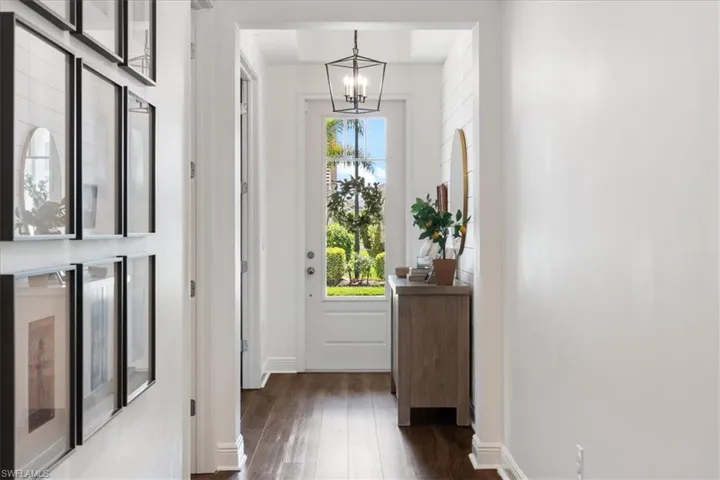 3524  Pilot  CIR, Naples, FL 34120