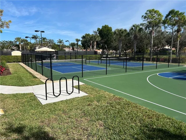 Pickleball Courts