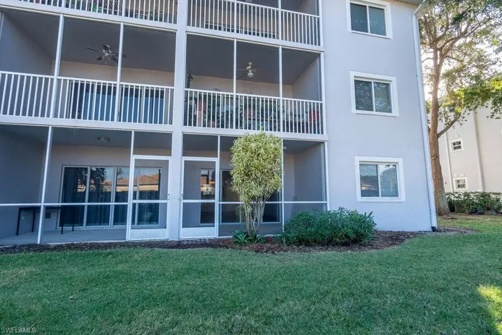 View of apartment building / complex