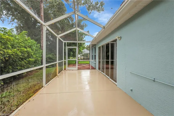 22203 Seashore Cir, Estero, Florida 33928