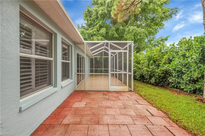 22203 Seashore Cir, Estero, Florida 33928