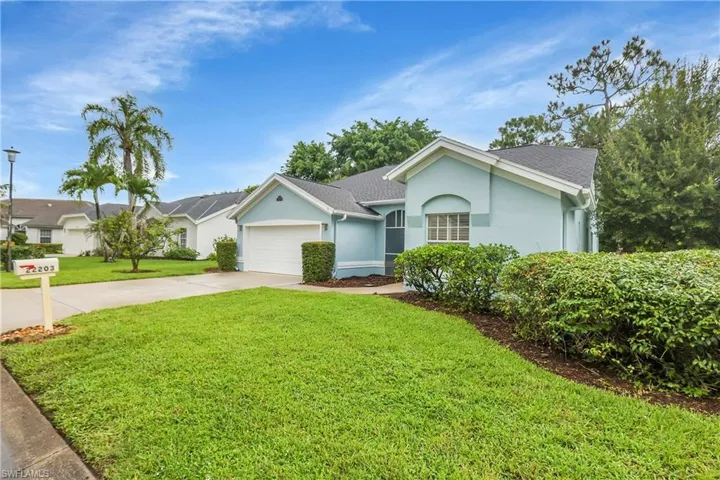 22203 Seashore Cir, Estero, Florida 33928