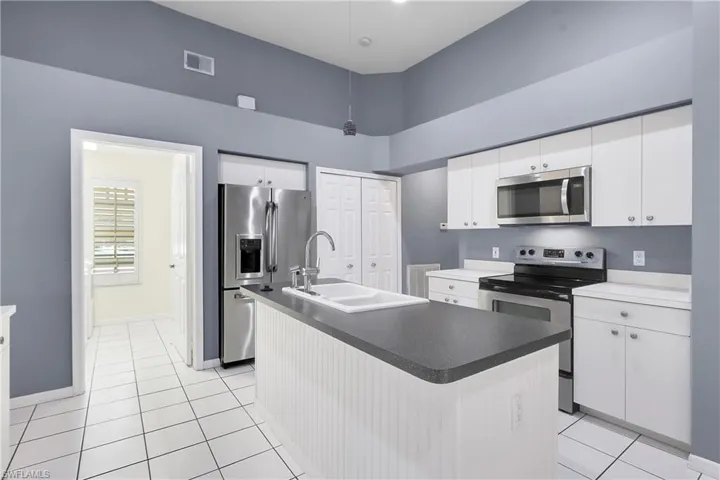 22203 Seashore Cir, Estero, Florida 33928