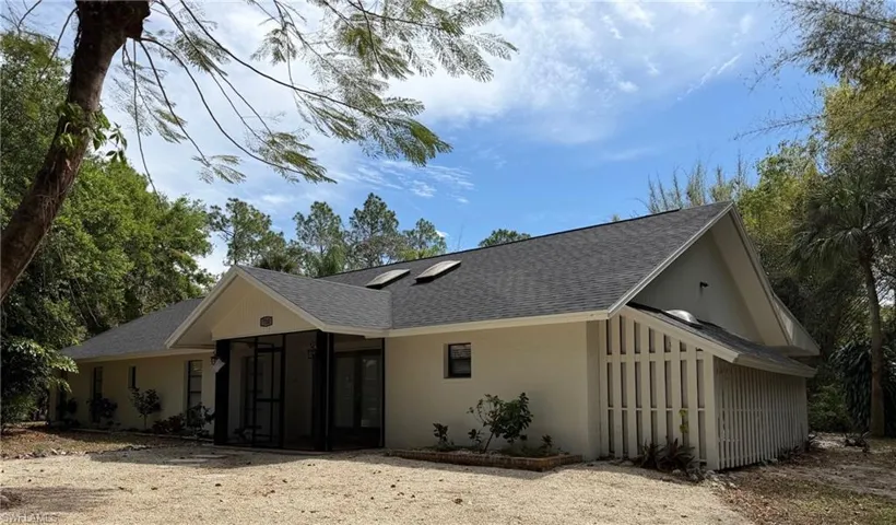 710  25th NW ST, Naples, FL 34120