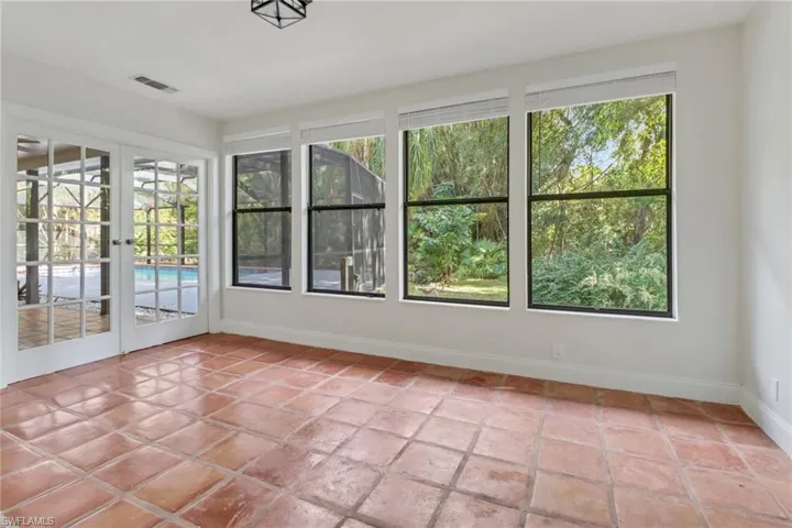 710  25th NW ST, Naples, FL 34120