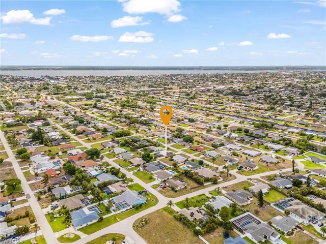 1215 27th St, Cape Coral, Florida 33904