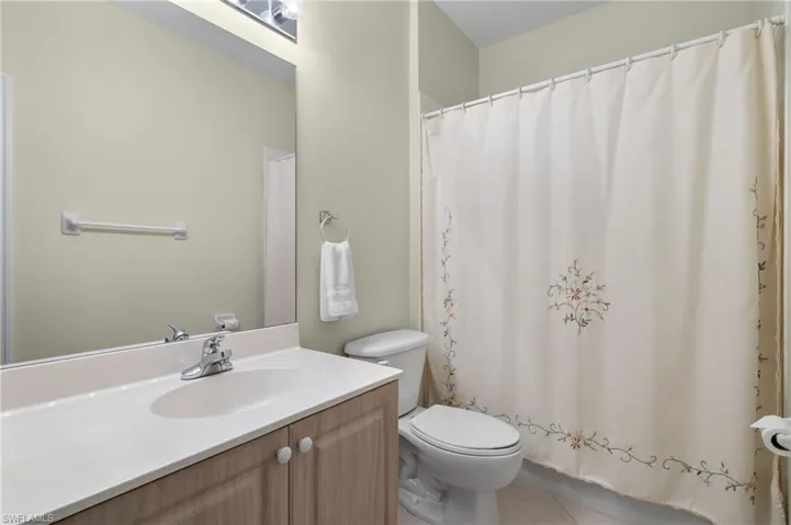 5630  Sherborn  DR, Naples, FL 34110