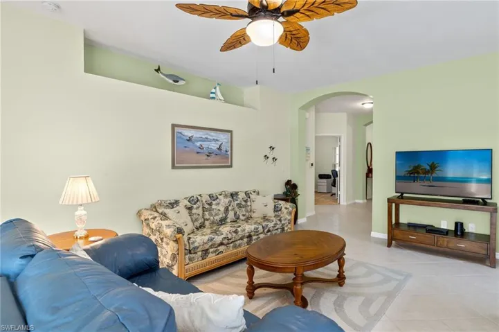 5630  Sherborn  DR, Naples, FL 34110