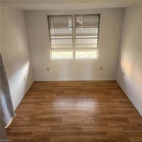Back Den-Could Be 3rd Bed, Office Or 2nd Liv Rm