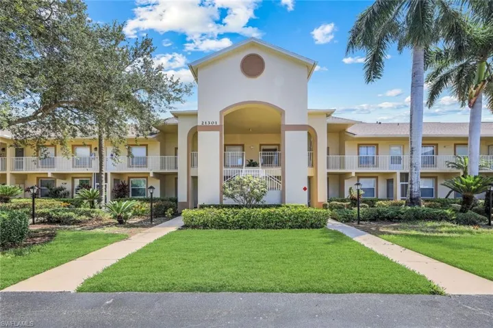 21301 Lancaster Run 825, Estero, Florida 33928