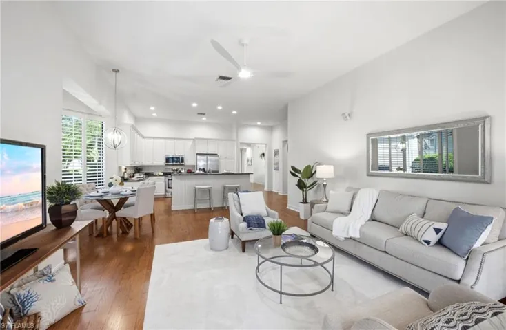 965 Tierra Lago Way, Naples, Florida 34119