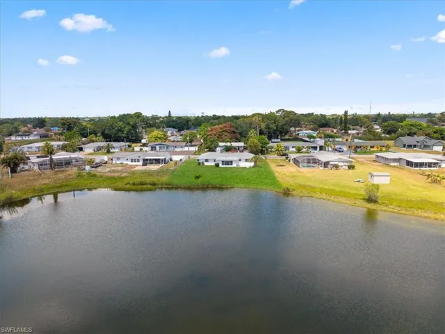 14 Richmond Ave N, Lehigh Acres, Florida 33936