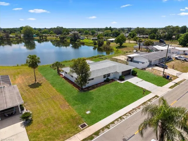 14 Richmond Ave N, Lehigh Acres, Florida 33936