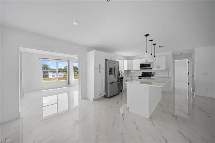14 Richmond Ave N, Lehigh Acres, Florida 33936