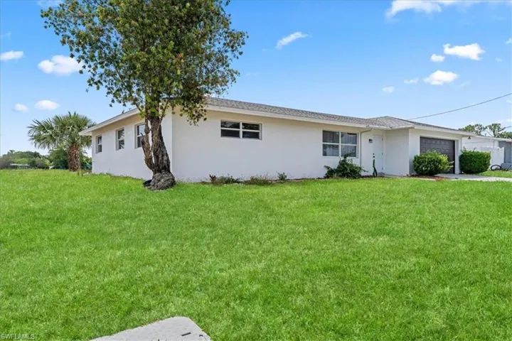 14 Richmond Ave N, Lehigh Acres, Florida 33936