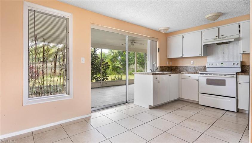 1050  Lovely  LN, North Fort Myers, FL 33903