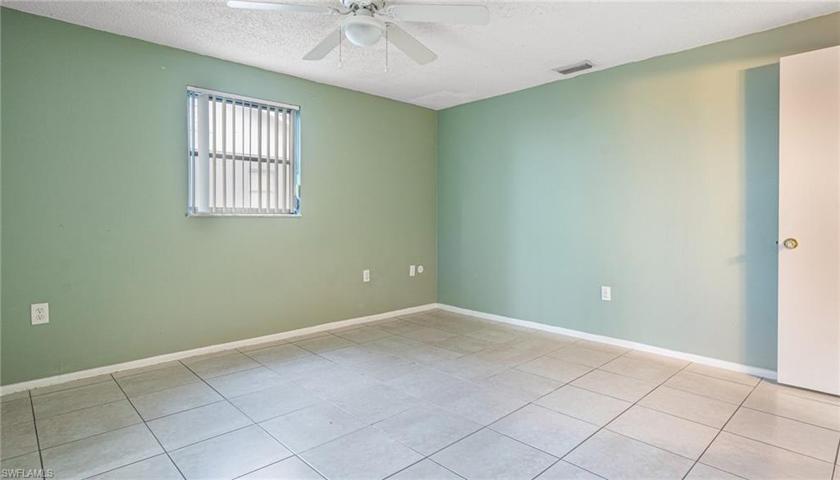 1050  Lovely  LN, North Fort Myers, FL 33903
