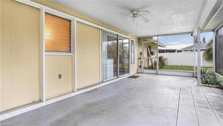 1050  Lovely  LN, North Fort Myers, FL 33903
