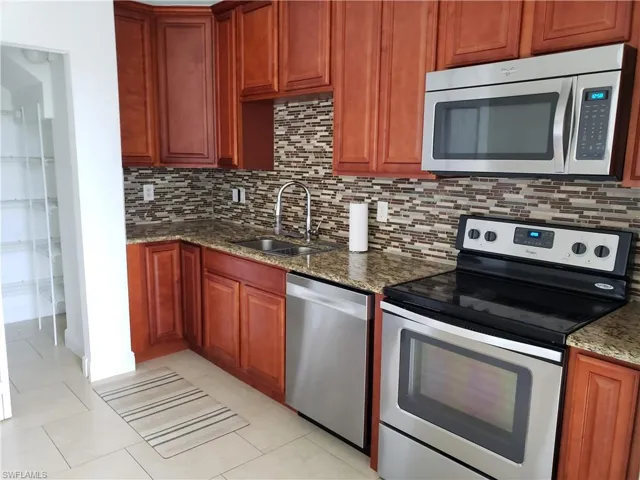 17506 Cherry Ridge Ln, Fort Myers, Florida 33967