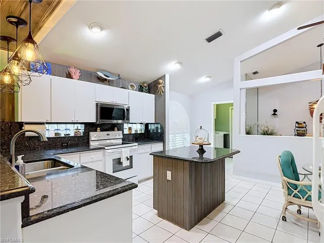 13351 Wild Cotton Ct, North Fort Myers, Florida 33903