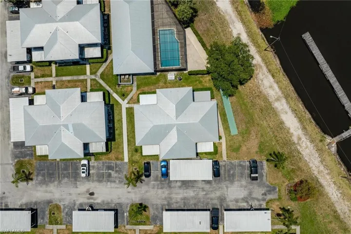 707  Hoover Dike  RD, Clewiston, FL 33440