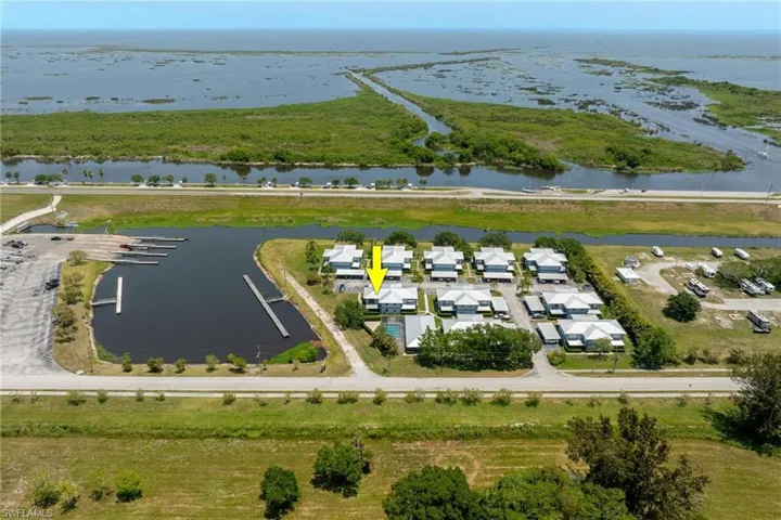 707  Hoover Dike  RD, Clewiston, FL 33440