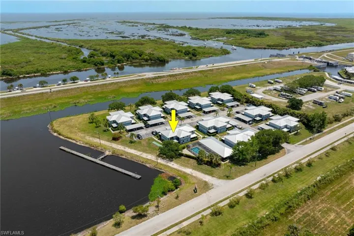 707  Hoover Dike  RD, Clewiston, FL 33440