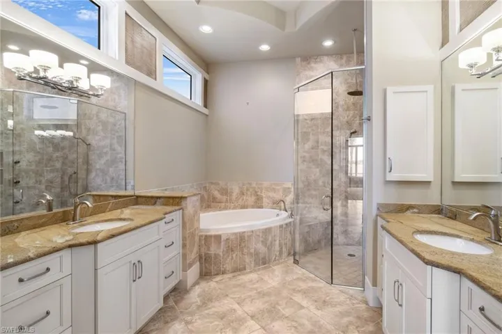 11759 Via Savona Ct, Miromar Lakes, Florida 33913