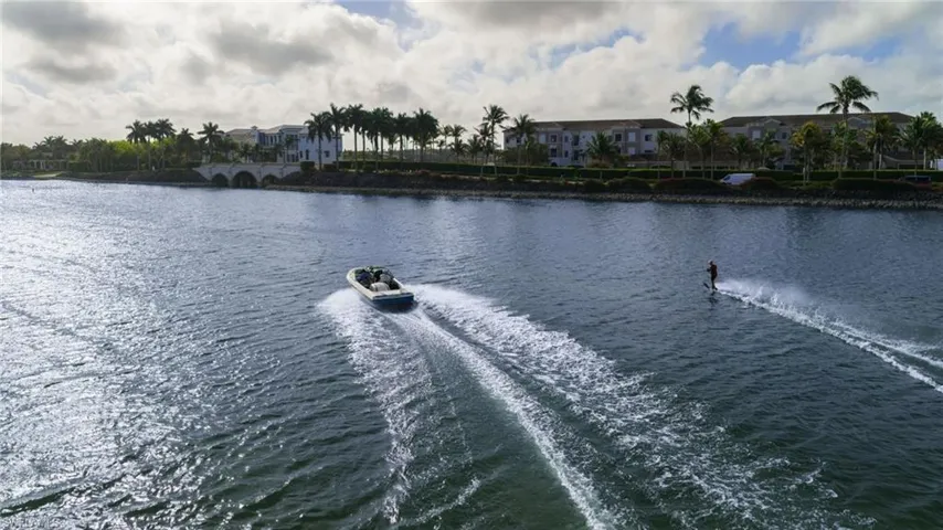 11759 Via Savona Ct, Miromar Lakes, Florida 33913