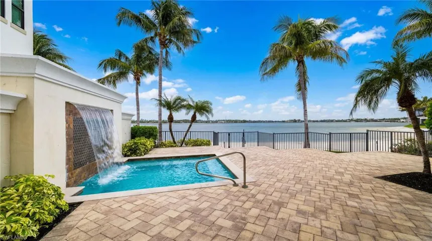 11759 Via Savona Ct, Miromar Lakes, Florida 33913