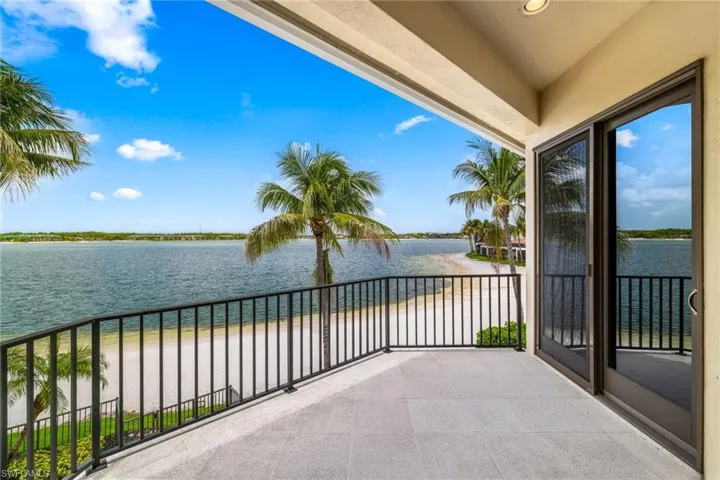 11759 Via Savona Ct, Miromar Lakes, Florida 33913