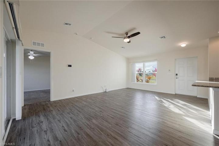 9040  Green  CIR, Labelle, FL 33935