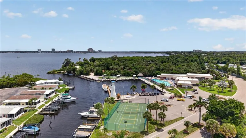 14527 Paul Revere Loop, North Fort Myers, Florida 33917