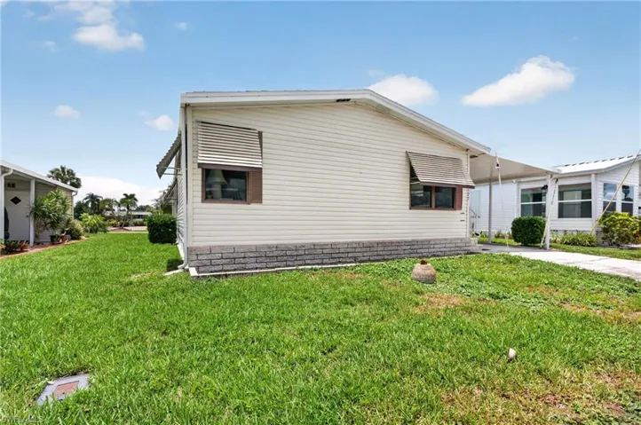 14527 Paul Revere Loop, North Fort Myers, Florida 33917