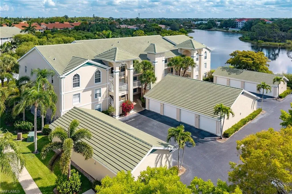 28881 Bermuda Lago CT, Bonita Springs, FL 34134,225045131