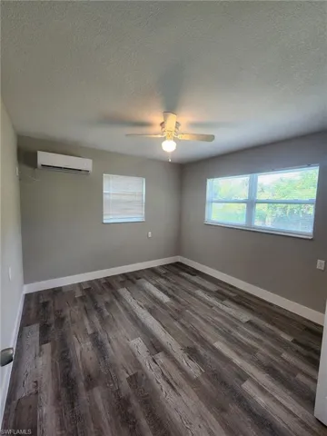 1119 6th Way, North Fort Myers, Florida 33903