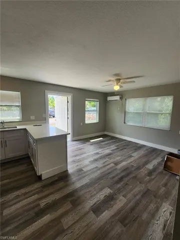 1119 6th Way, North Fort Myers, Florida 33903