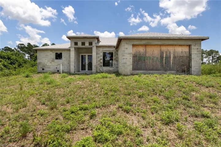 351 Western Ave S, Lehigh Acres, Florida 33974