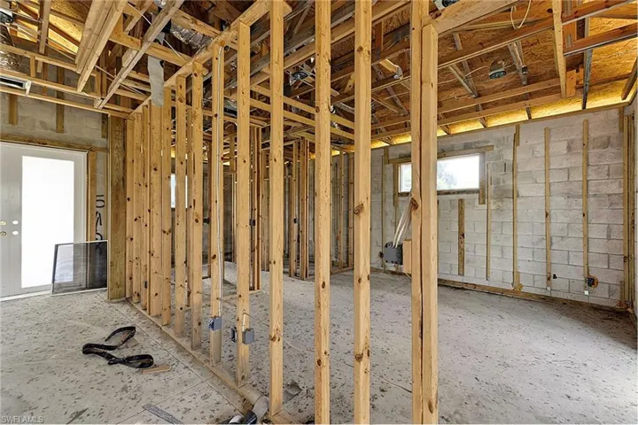 351 Western Ave S, Lehigh Acres, Florida 33974